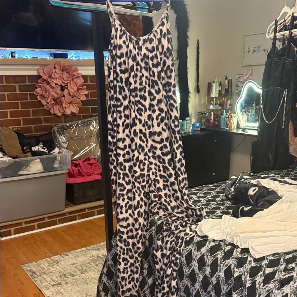 SHEIN Black and White Leopard Jumpsuit